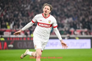 世俱杯直播-巴黎圣日耳曼作为法甲豪门在2025赛季的表现是否符合预期（巴黎圣日耳曼2022阵容）